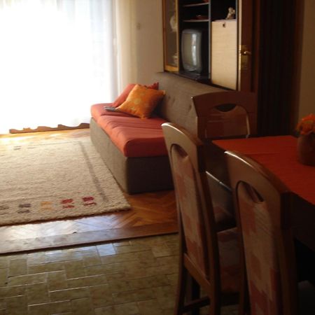Apartments Xenia Petrcane Ngoại thất bức ảnh